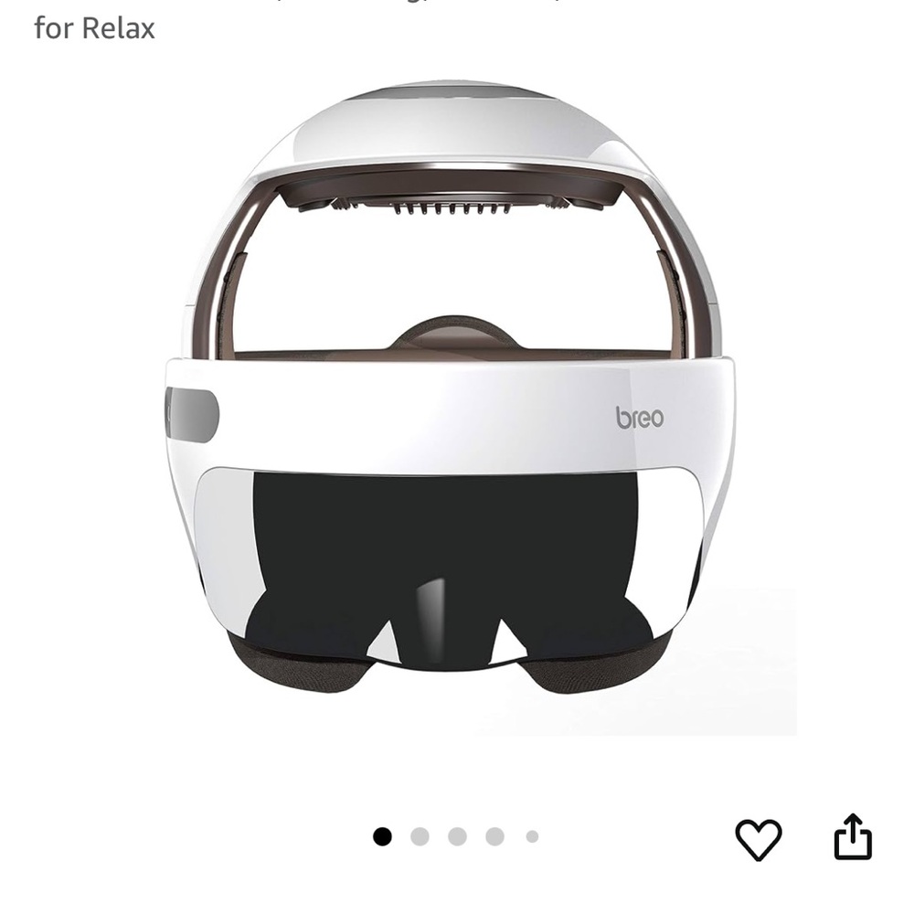 White Standalone VR Headset